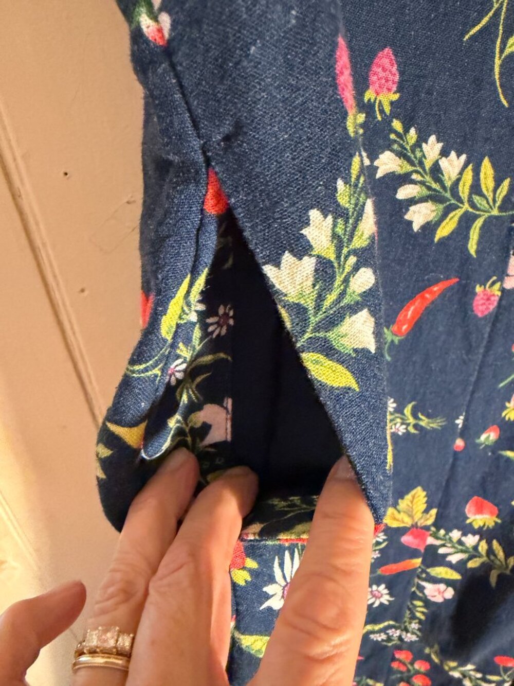 Old Navy Fit & Flare Sleeveless Linen Blend "Mixed Fruit" Print Midi Dress Sz L - Picture 5 of 7